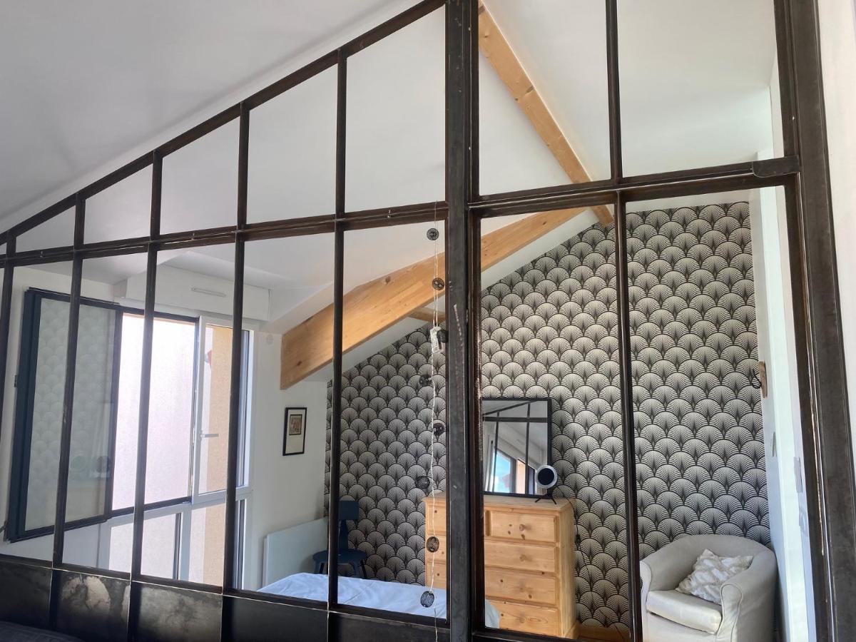 Appartement Loft avec terrasse sans vis a vis à 3km du circuit avec garage au calme à Le Mans Extérieur photo