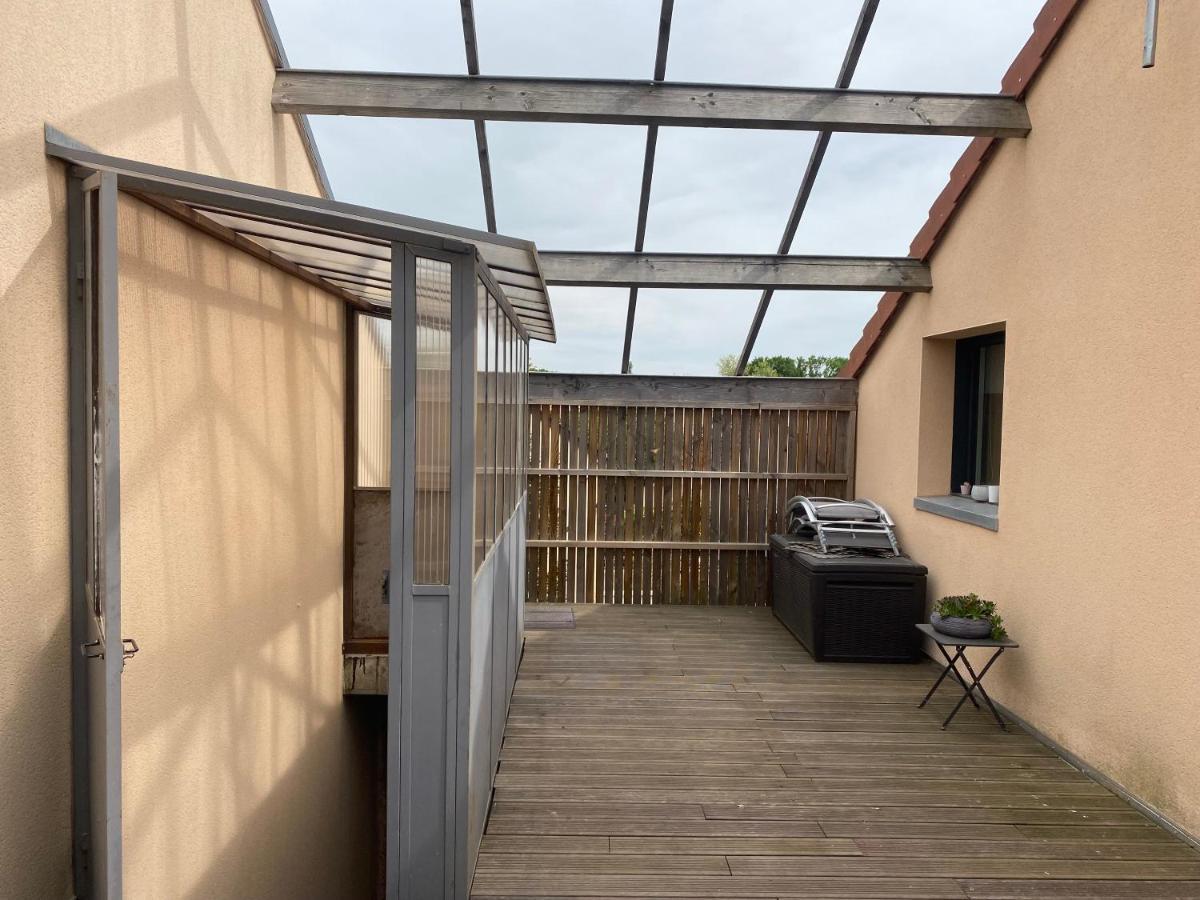 Appartement Loft avec terrasse sans vis a vis à 3km du circuit avec garage au calme à Le Mans Extérieur photo