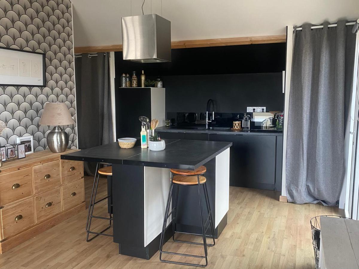 Appartement Loft avec terrasse sans vis a vis à 3km du circuit avec garage au calme à Le Mans Extérieur photo
